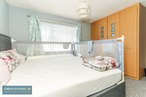 Bedroom- click for photo gallery